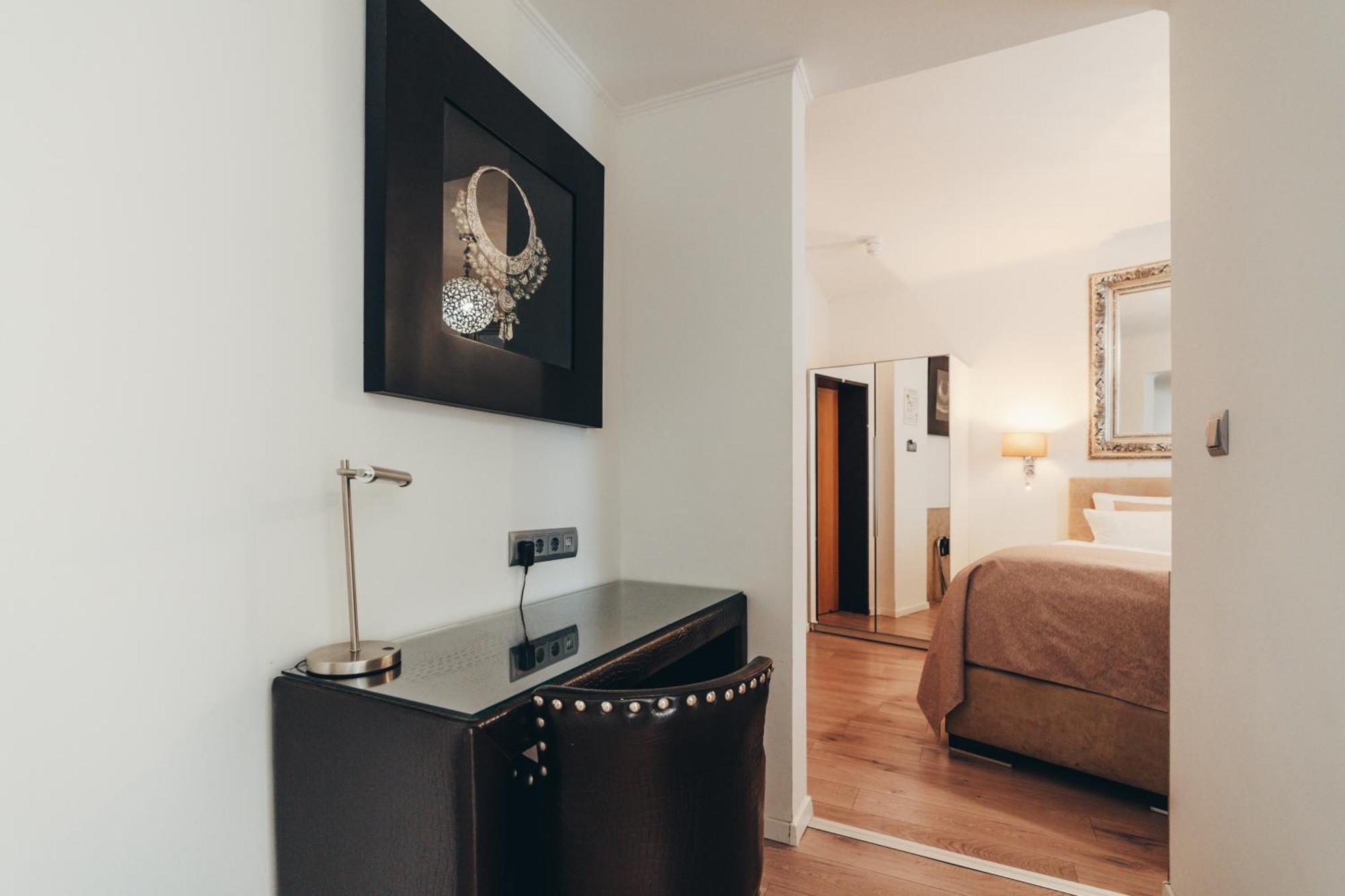 Boutique Hotel Duesseldorf Berial Bagian luar foto