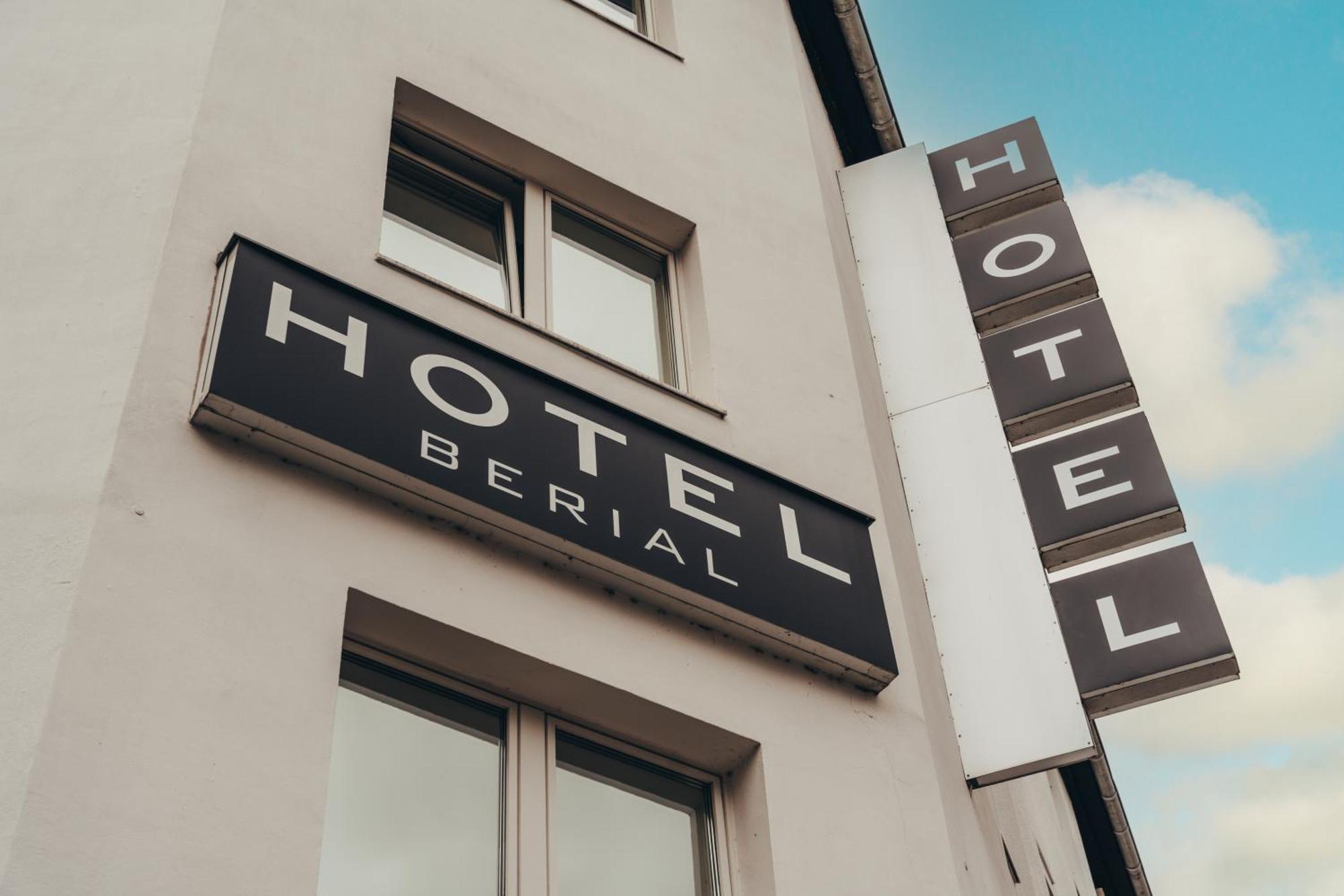 Boutique Hotel Duesseldorf Berial Bagian luar foto