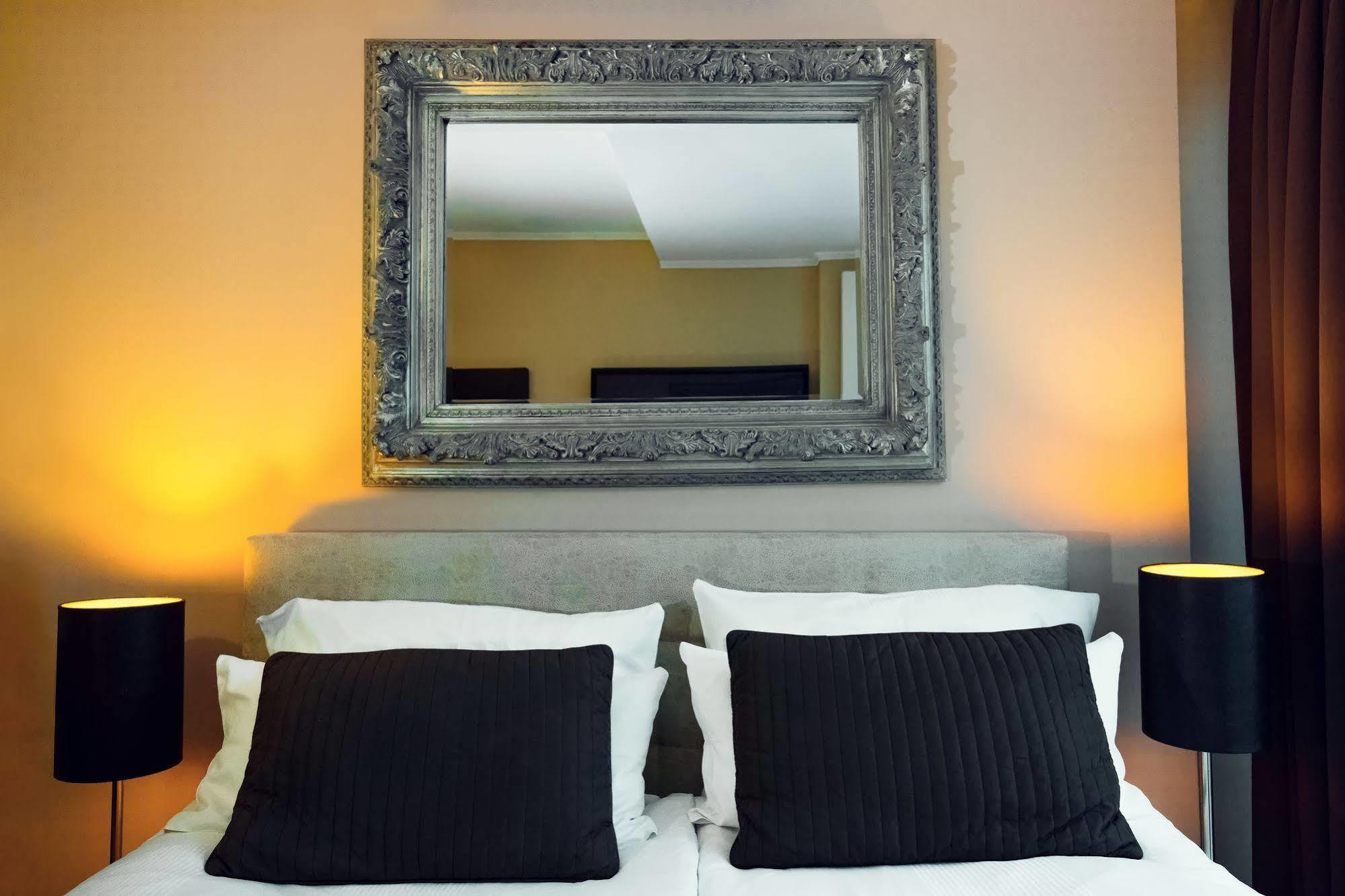 Boutique Hotel Duesseldorf Berial Bagian luar foto