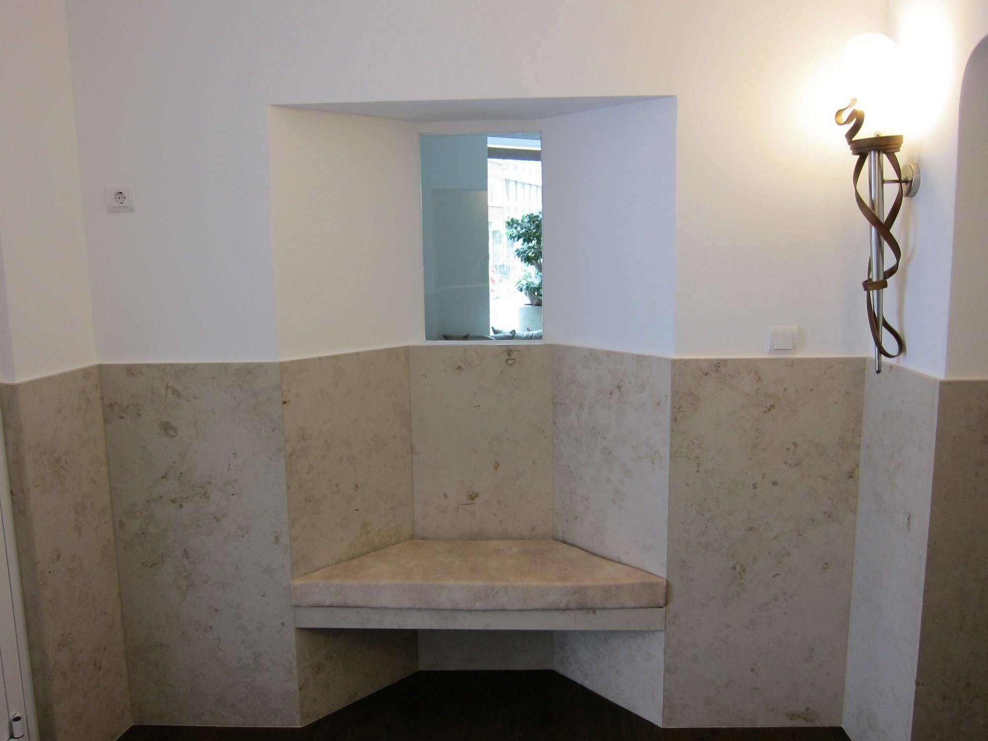 Boutique Hotel Duesseldorf Berial Bagian luar foto